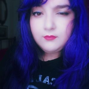 Meet your Posher, Josie